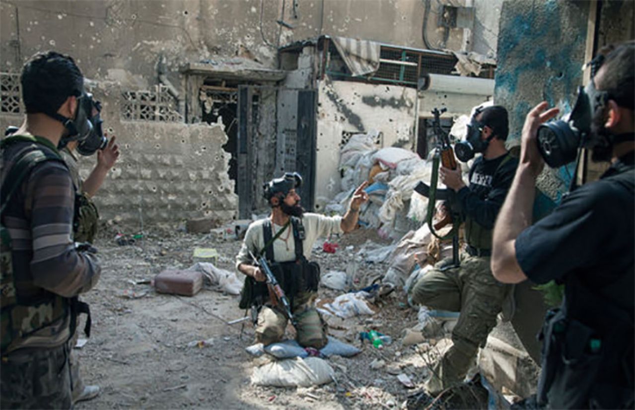 Vojska Bashara al-Assada napala civile u Siriji bombama s klorom