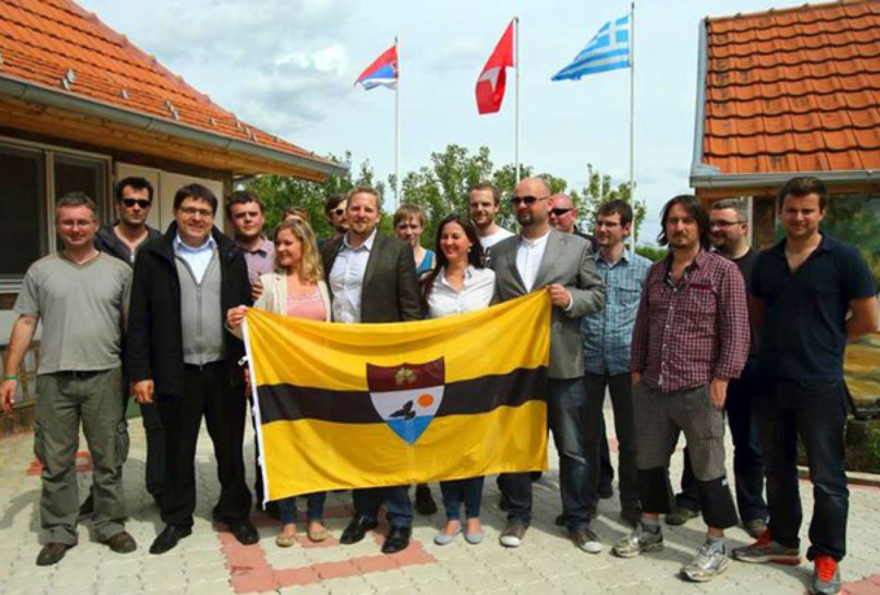 Obećana zemlja Balkana: Radni ručak u Liberlandu