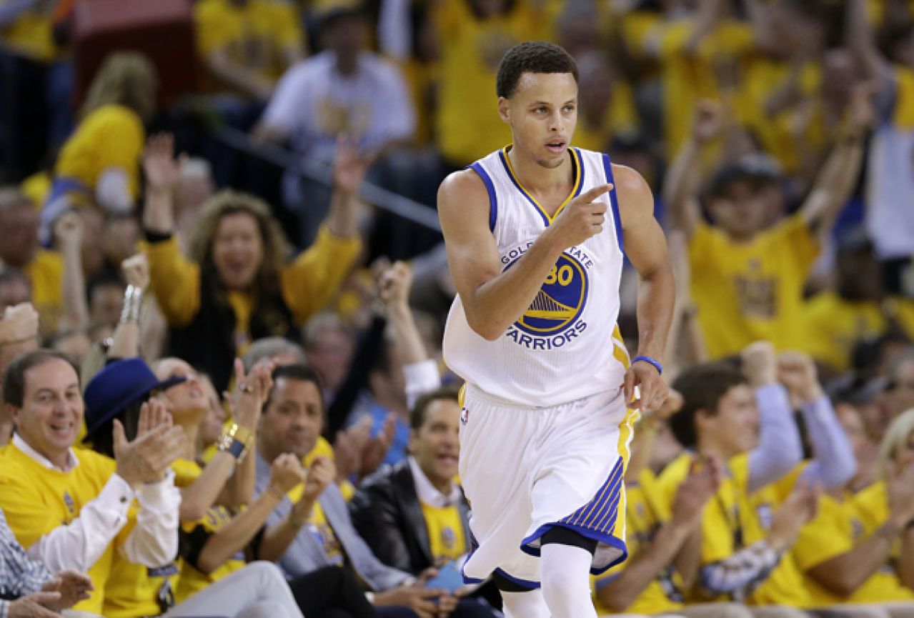 Steph Curry MVP regularnog dijela NBA lige