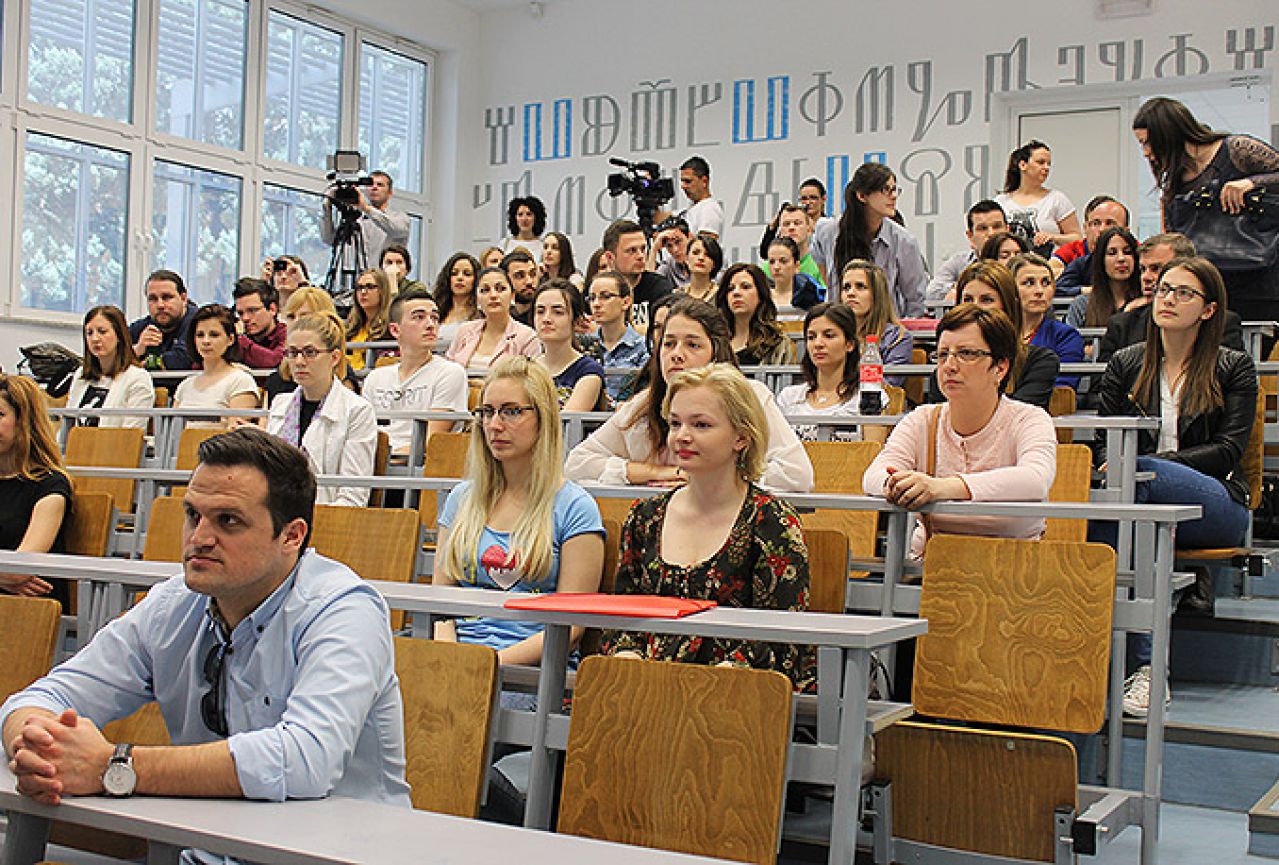 Sve veći broj studenata iz BiH  želi nastaviti studiranje u SAD-u