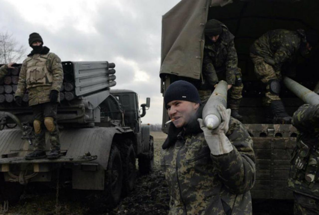 Rusija: EU ne želi da se održi primirje u Ukrajini