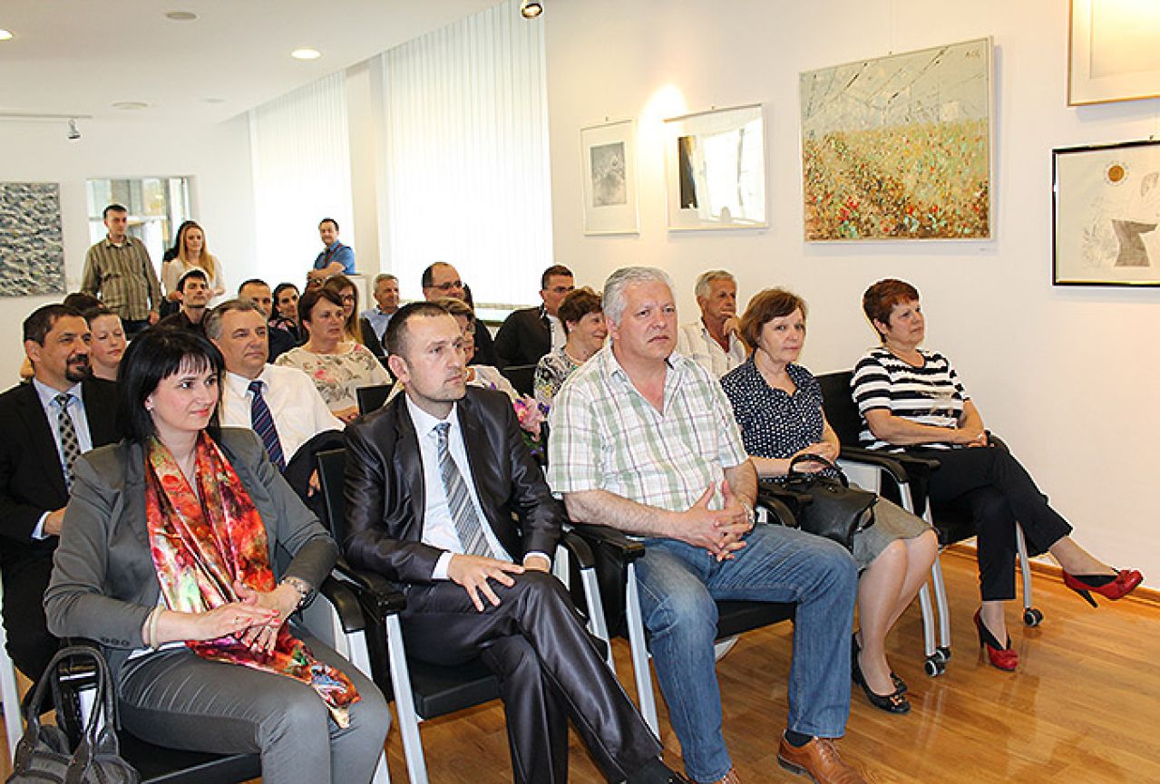 ''Teorija i praksa održivog razvija'' predstavljena u Mostaru