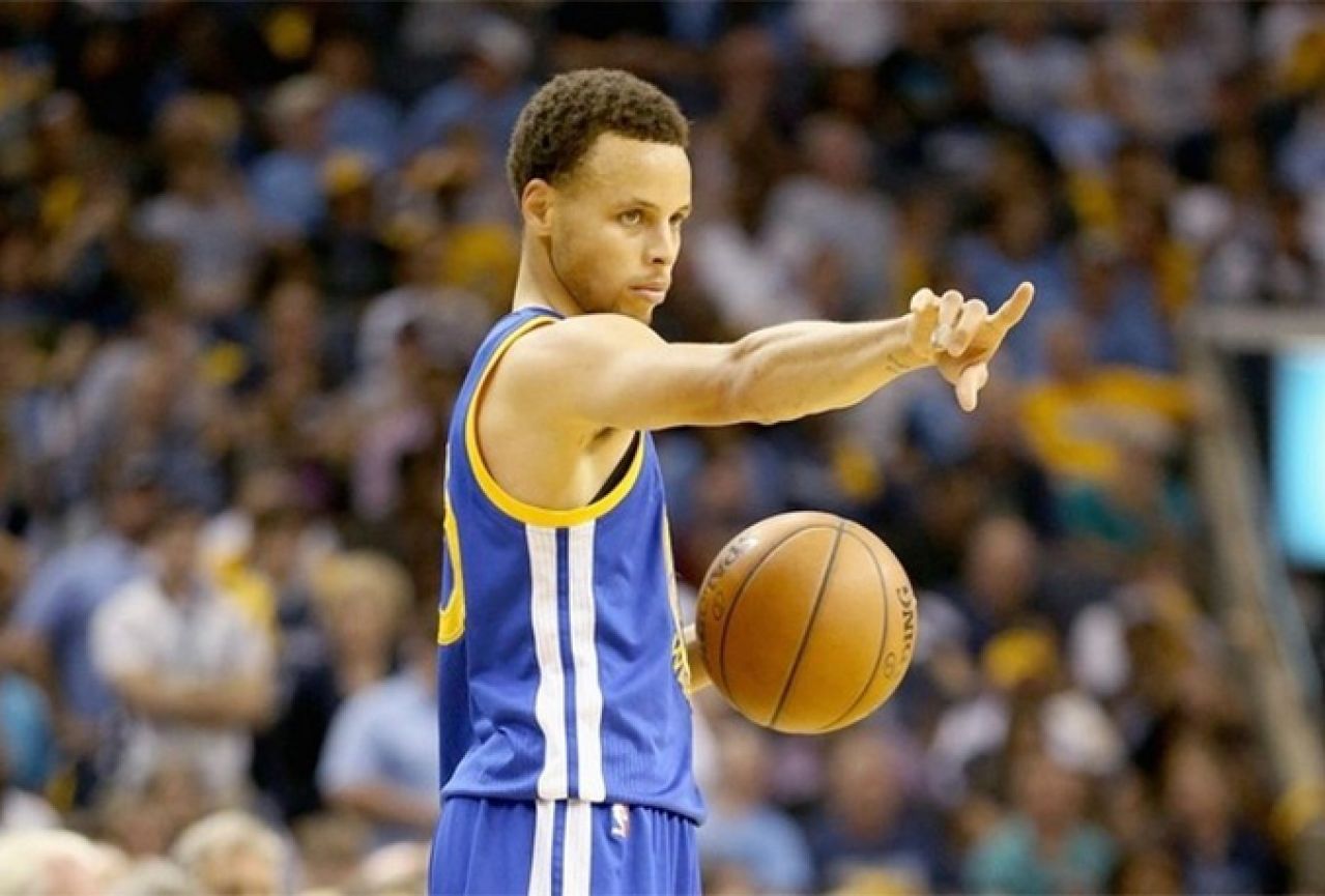 NBA: Nezadrživi Curry, Atlanta proigrala