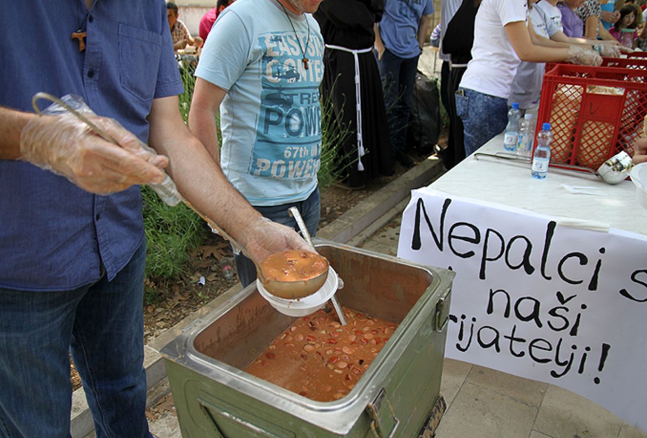 Grah u Mostaru: Nedjeljni obrok za naše prijatelje u Nepalu