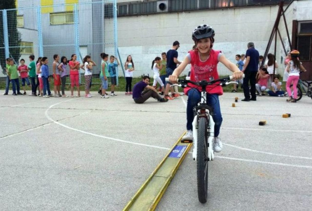 Mostarski učenici učili o biciklu i biciklizmu