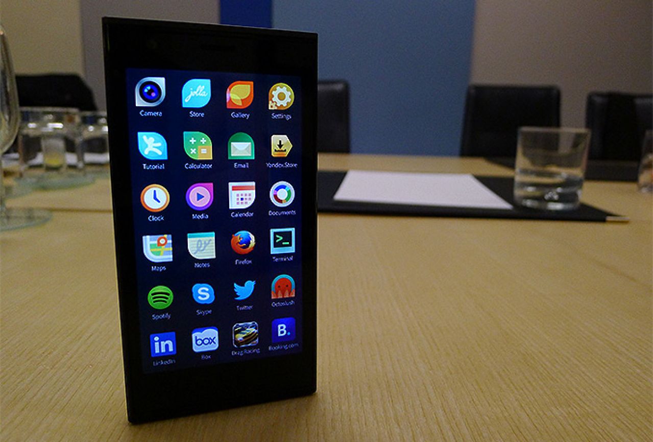 Rusi razvijaju vlastiti mobilni OS baziran na Sailfishu