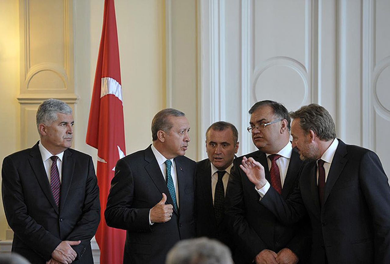 Potpisan niz sporazuma o suradnji između BiH i Turske 