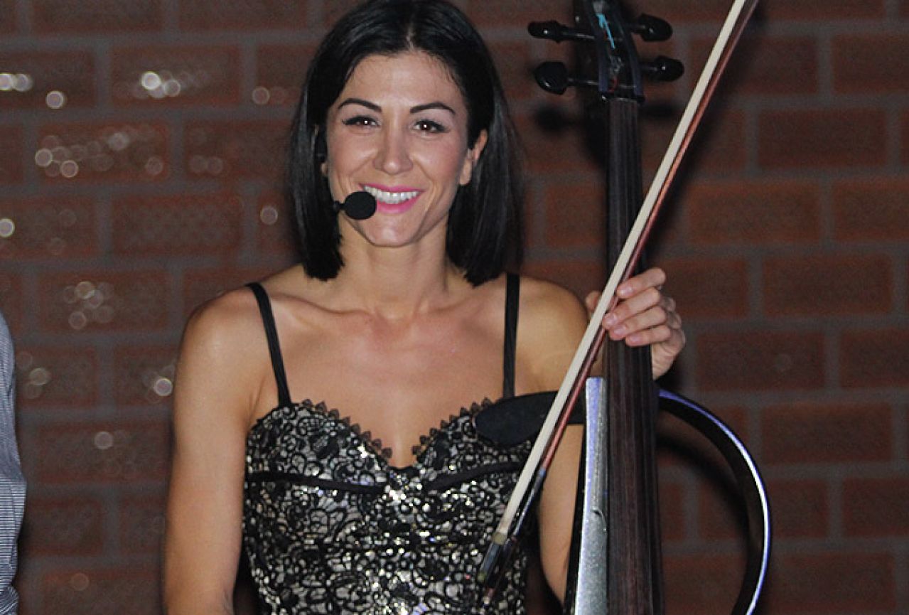  Ana Rucner i mostarski simfoničari 28. svibnja 2015. u Kosači