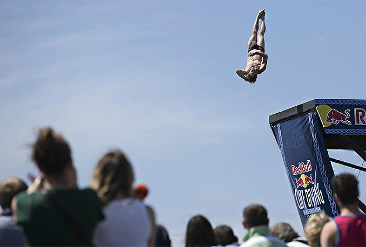 Red Bull Air Race: Počelo svjetsko prvenstvo najboljih letača