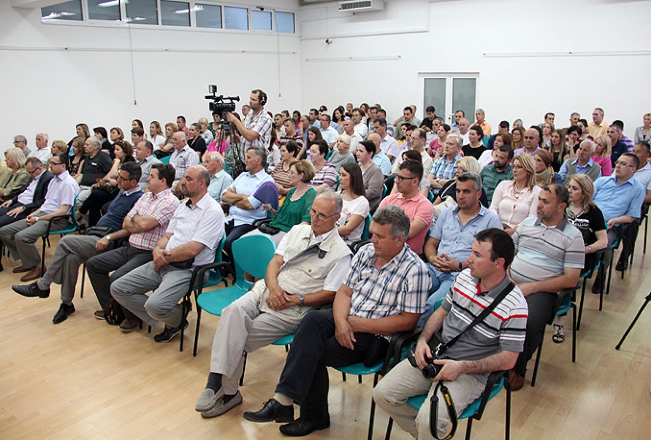 Predstavljeno publici: Sred Mostara đerdef od behara