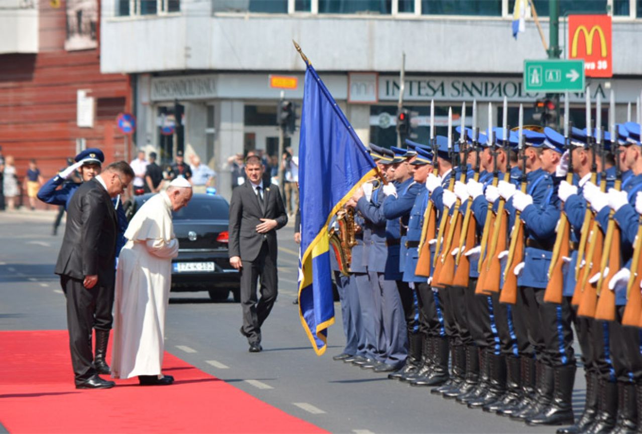 Papa Franjo stigao u Predsjedništvo BiH
