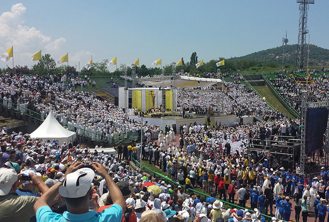 Papine izjave su melem na ranu građanima BiH