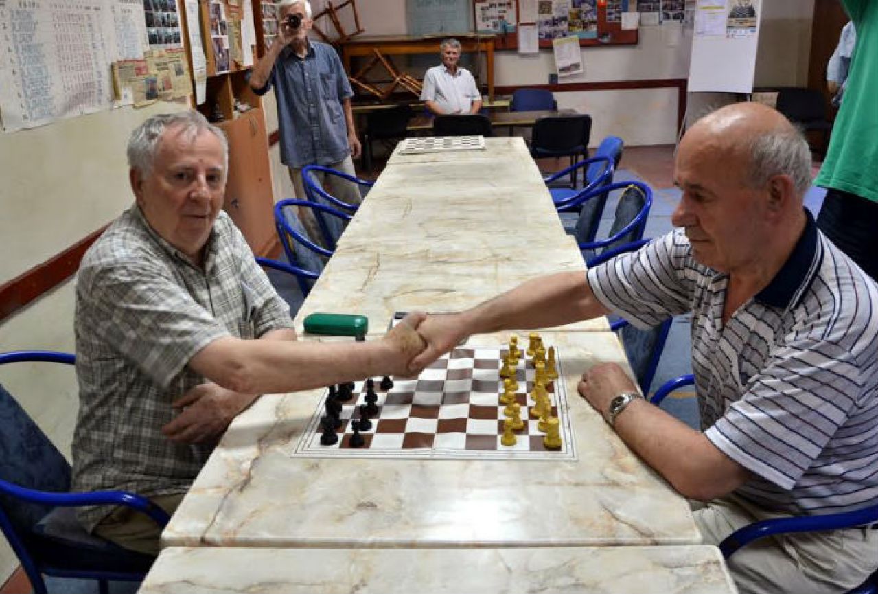 Šahovski turnir 'Stazama samostalnog mostarskog bataljona 1992 – 2015'