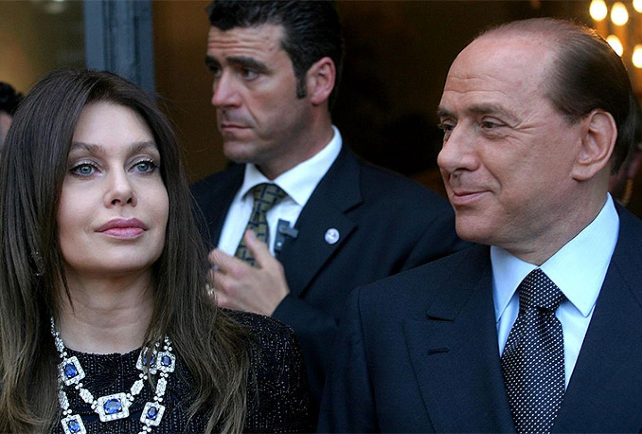 Berlusconi će za alimentaciju mjesečno morati izdvojiti 1,4 milijuna eura 