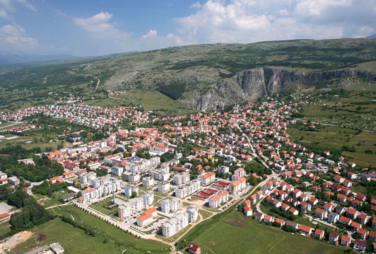 Livno postaje grad duhova