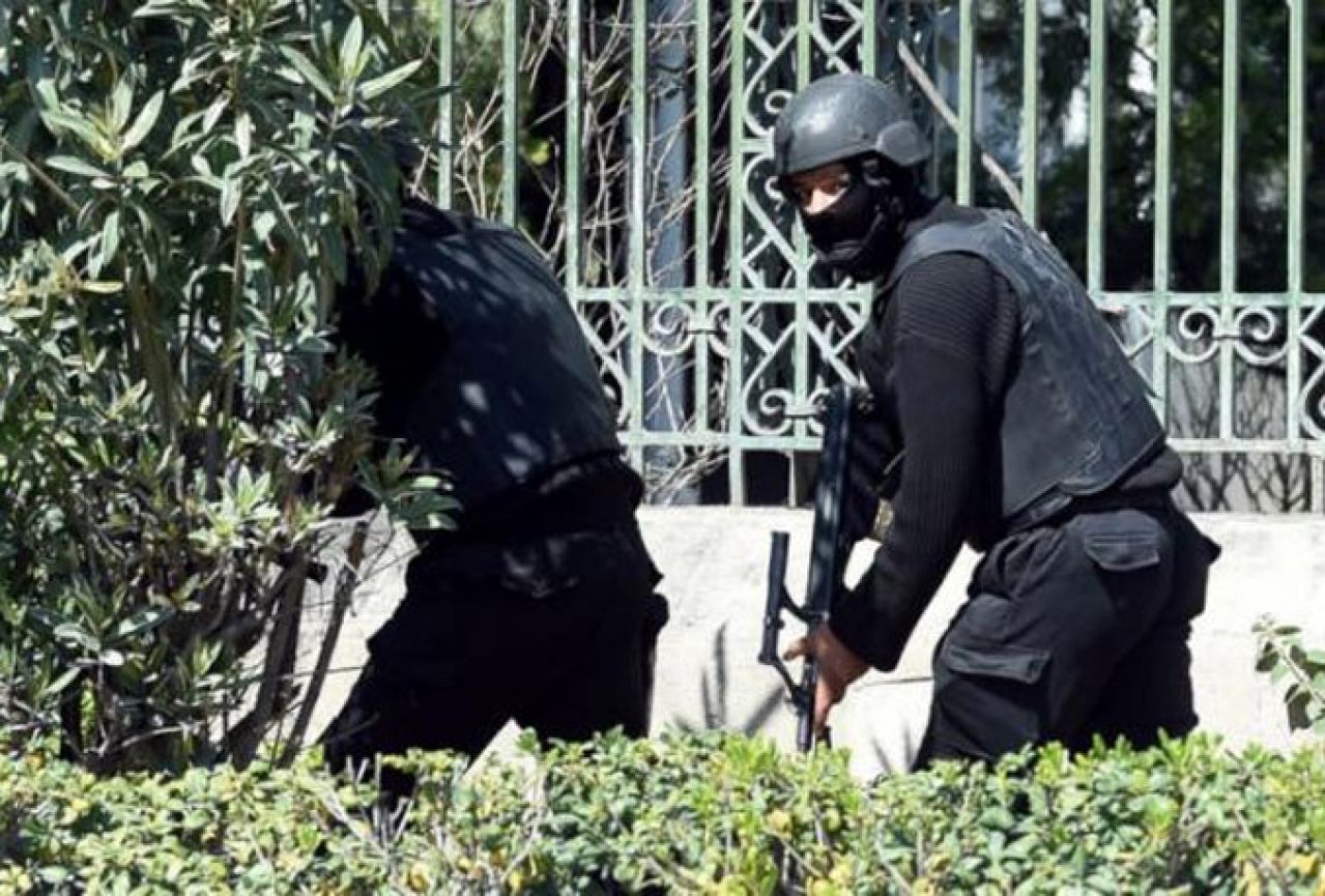 Tuniški premijer najavio zatvaranje 80 džamija za koje se pretpostavlja da potiču nasilje