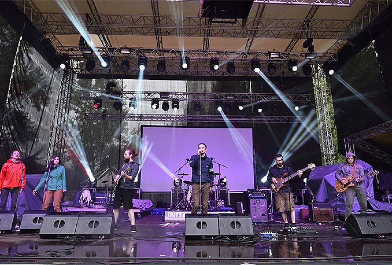 Rock bend  'Human' iz Zagreba prvi put nastupa u Hercegovini