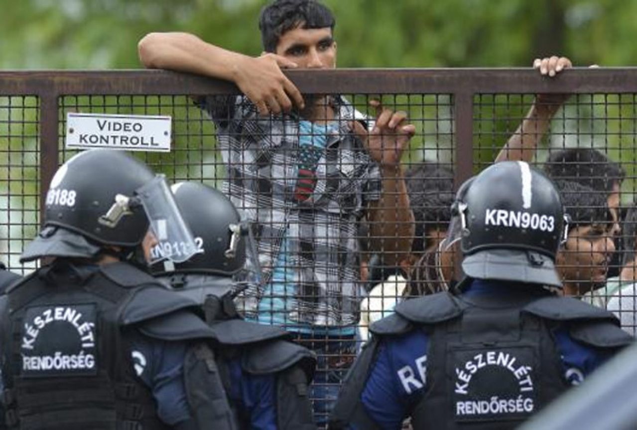 Nemiri u Mađarskoj: Imigranti se sukobili radi gaženja Kur'ana