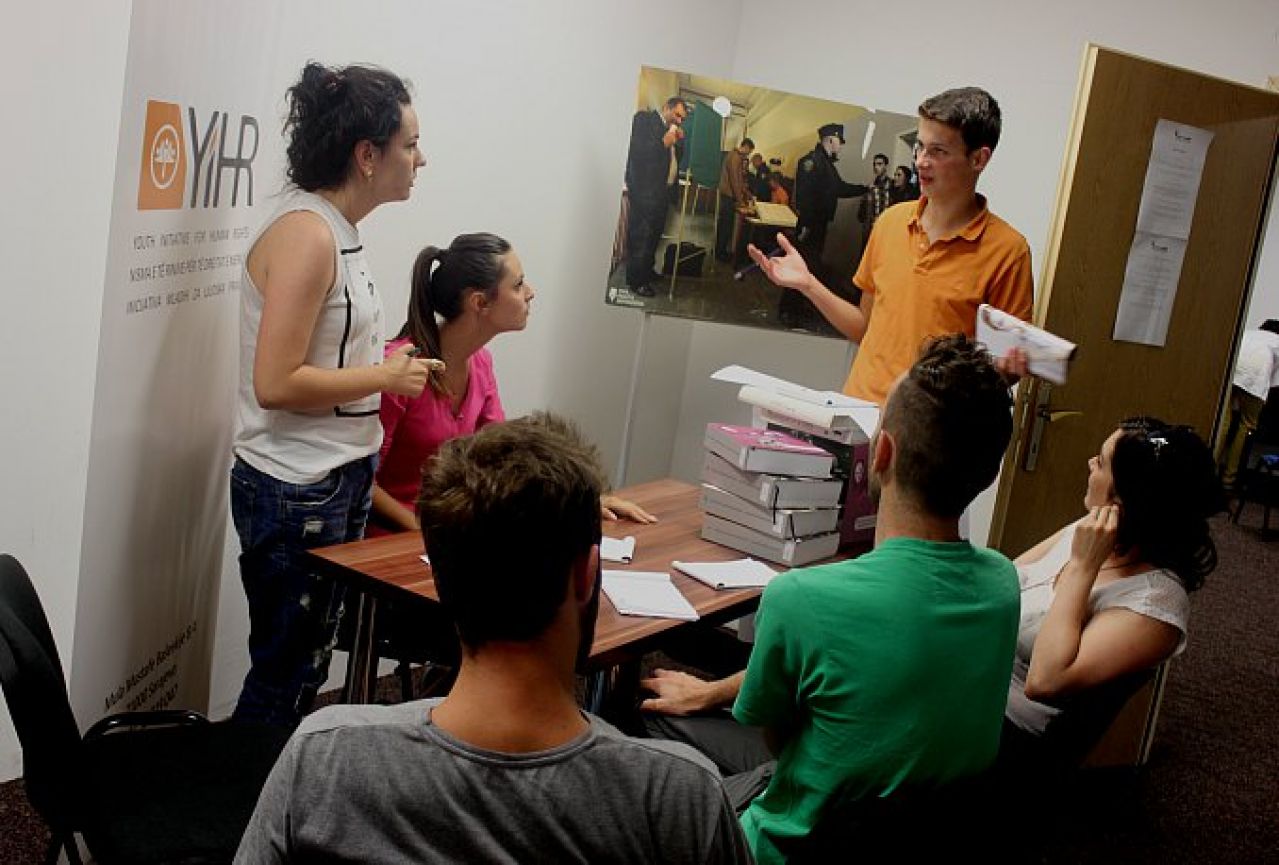 I mladi iz Mostara sudjeluju u ljetnoj školi civilnih sloboda i aktivizma 