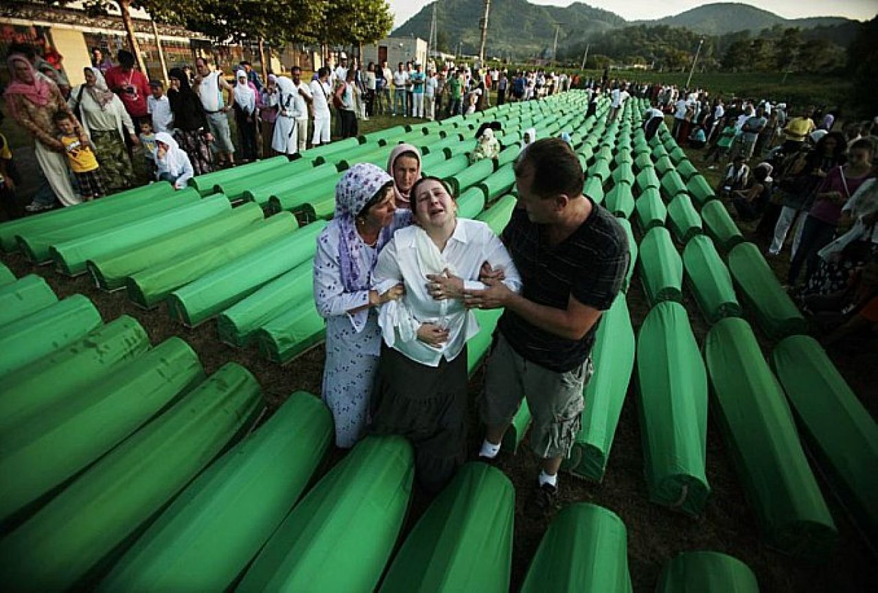 Ako se usvoji rezolucija o Srebrenici Bošnjaci će tražiti odštetu
