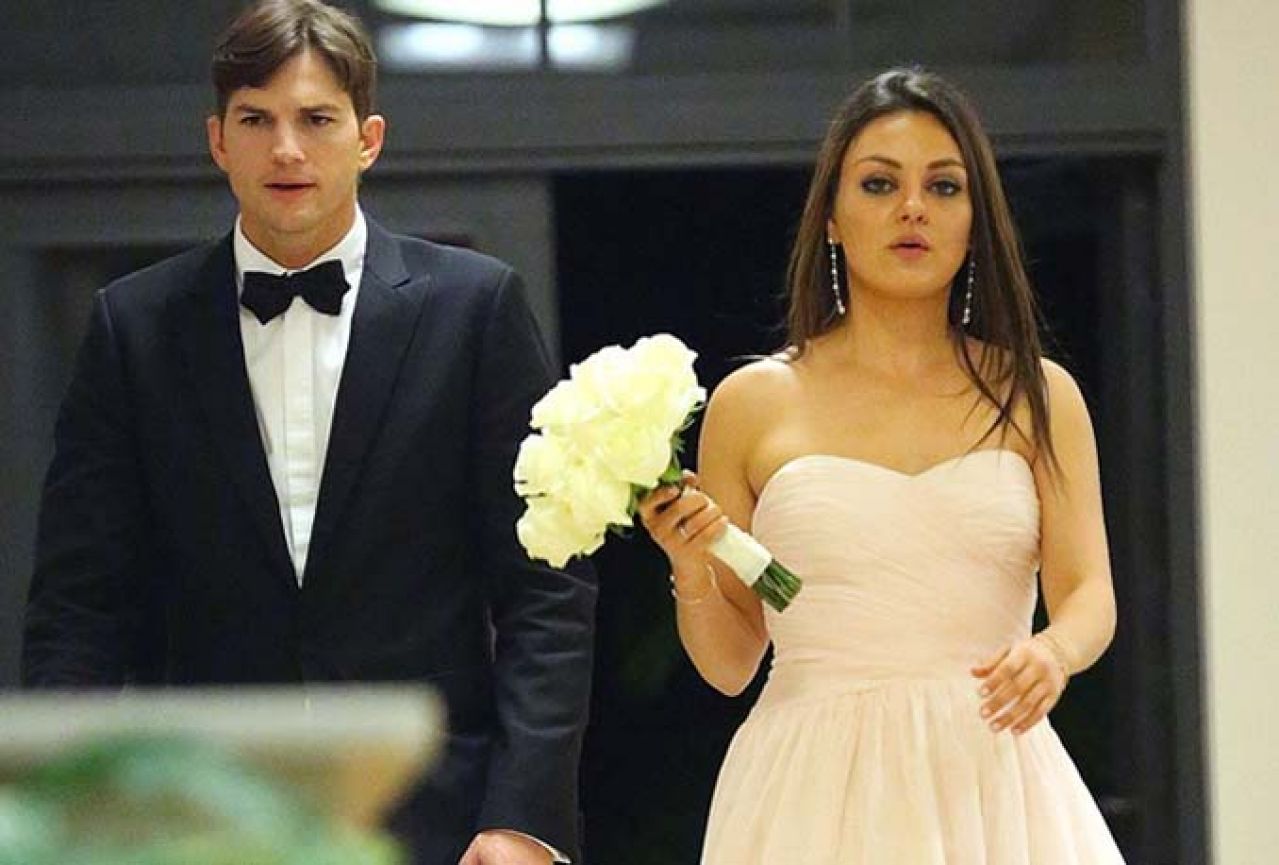Vjenčali se Mila Kunis i Ashton Kutcher