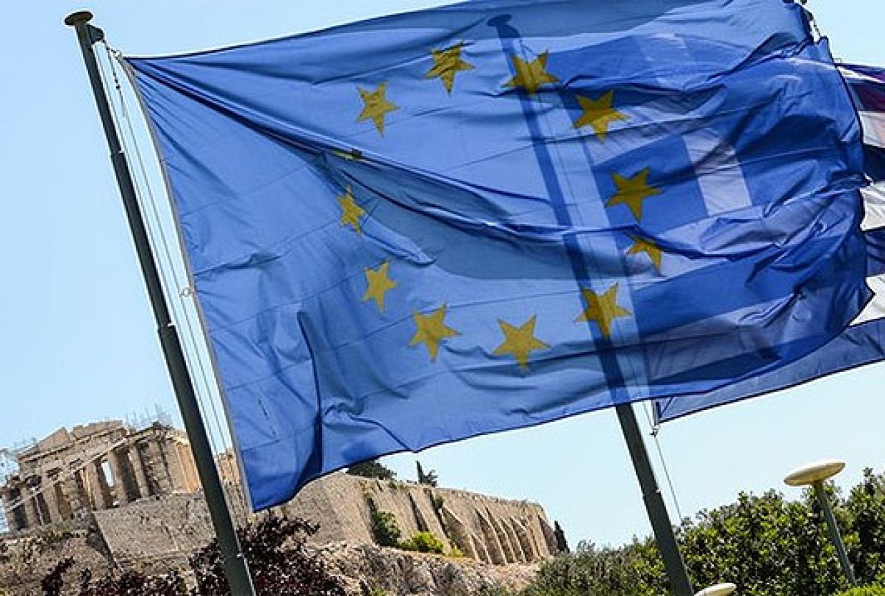 Grčka davala mirovine za 8.500 stogodišnjaka