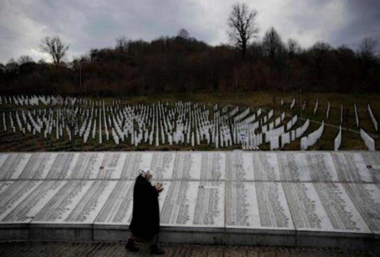 Pročitajte britansku rezoluciju o Srebrenici