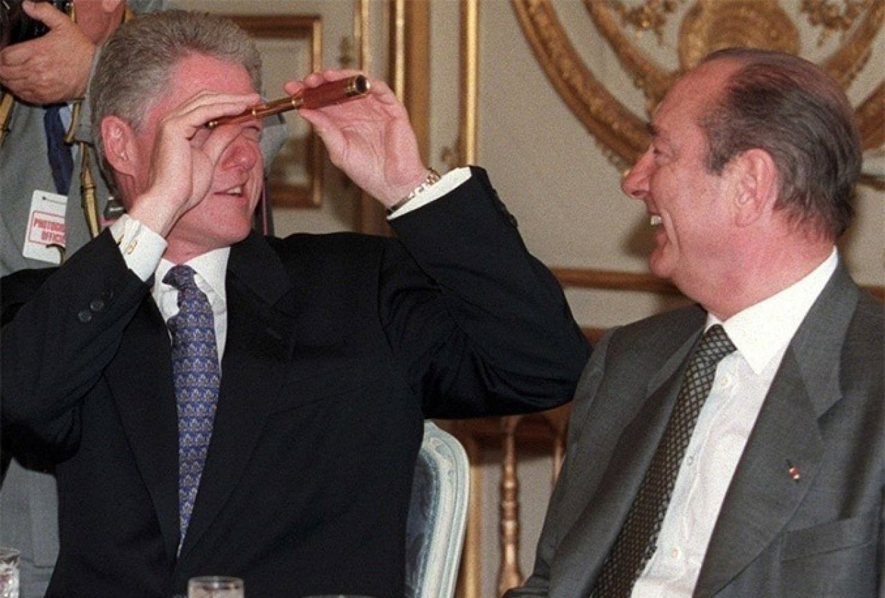 Povjerljivi dokumenti CIA-e: Clinton i Chirac o Srebrenici
