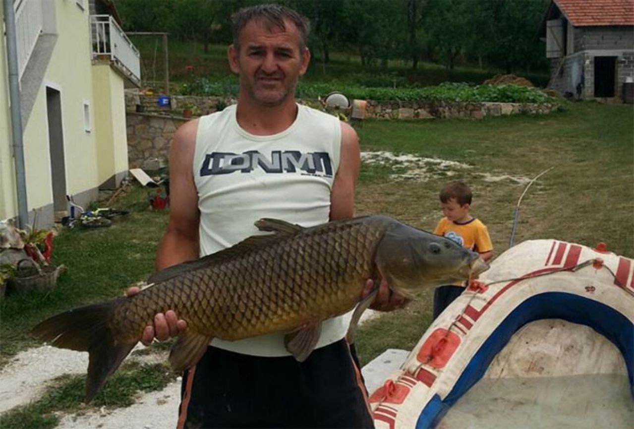 U Ramskom jezeru uhvaćen šaran težak 12,5 kg