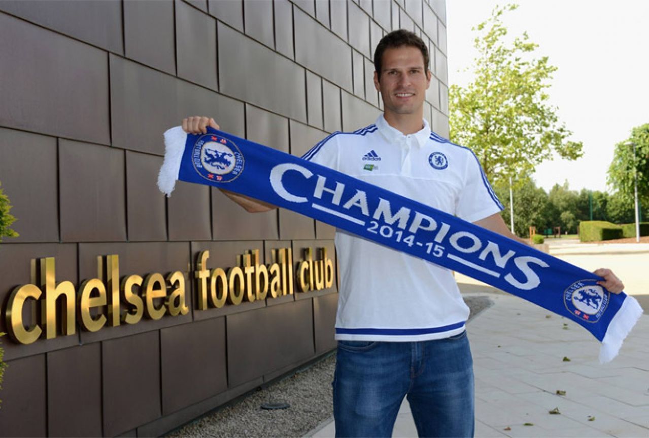 Asmir Begović na golu Chelsea