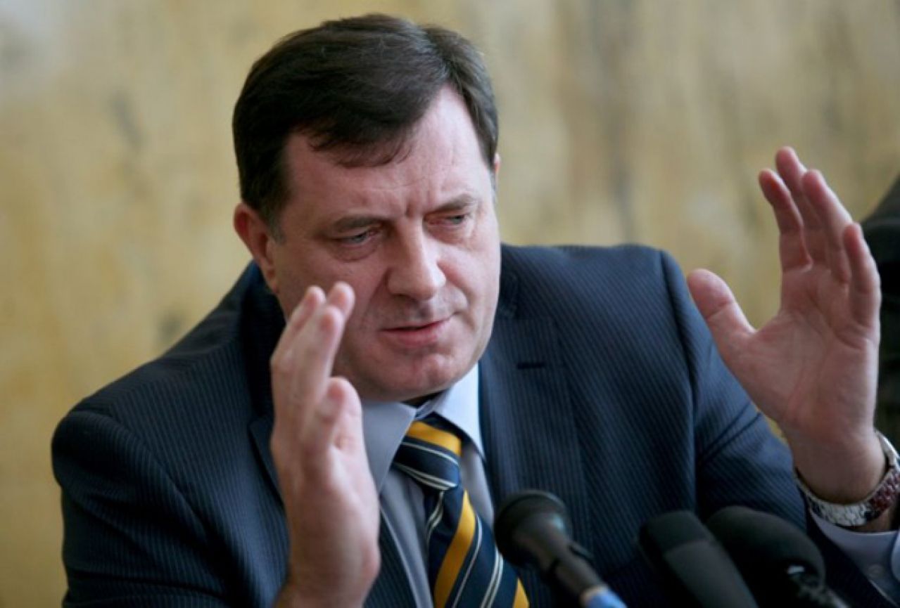 Dodik: Ženim sina koji godinu dana nema posao