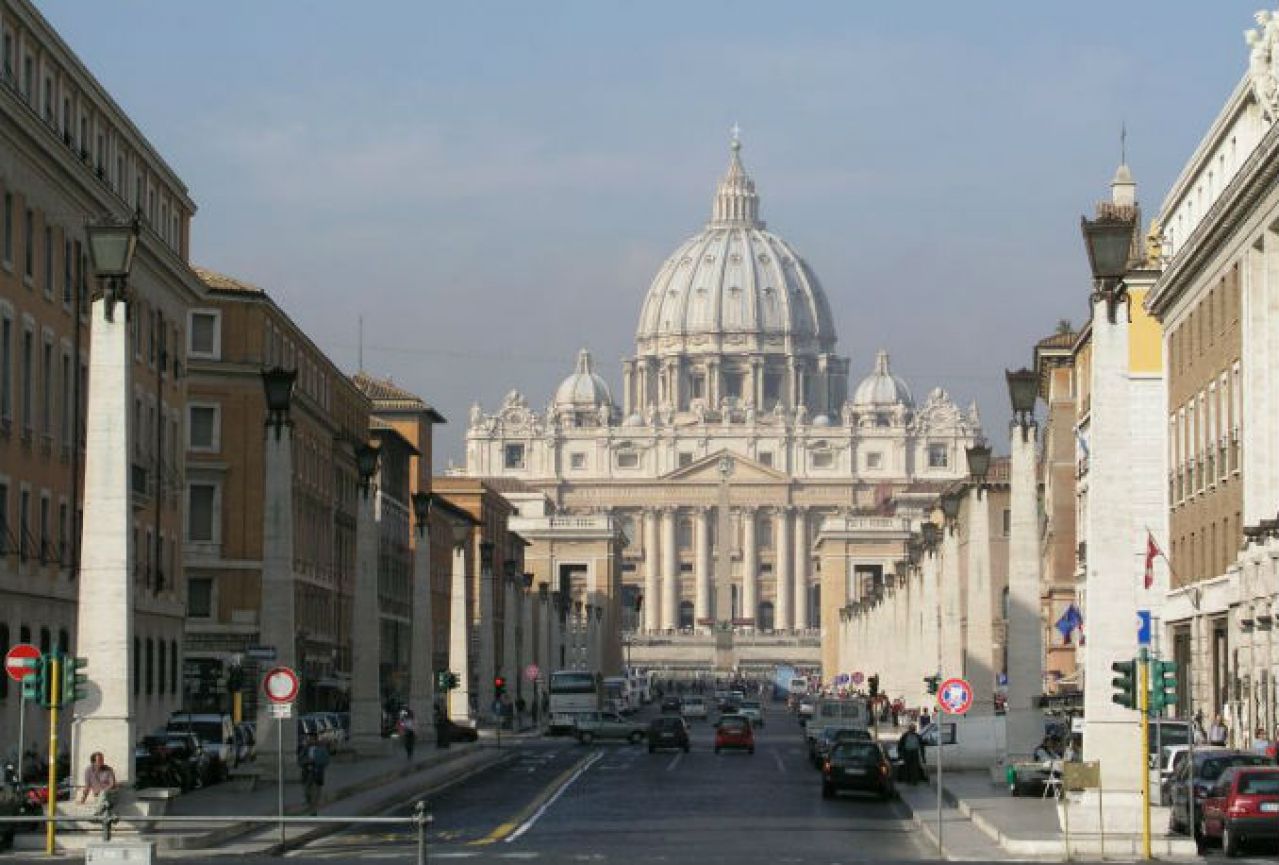Vatikan prije 'financijske metle' imao milijardu neproknjiženih eura