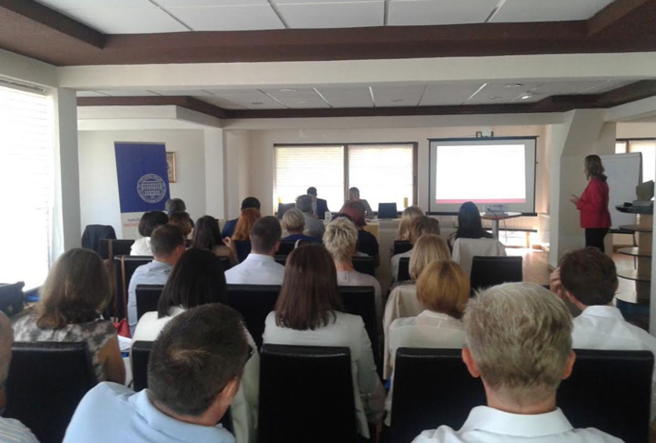 Računovođe iz zemalja regije na znanstvenoj konferenciji na Vlašiću