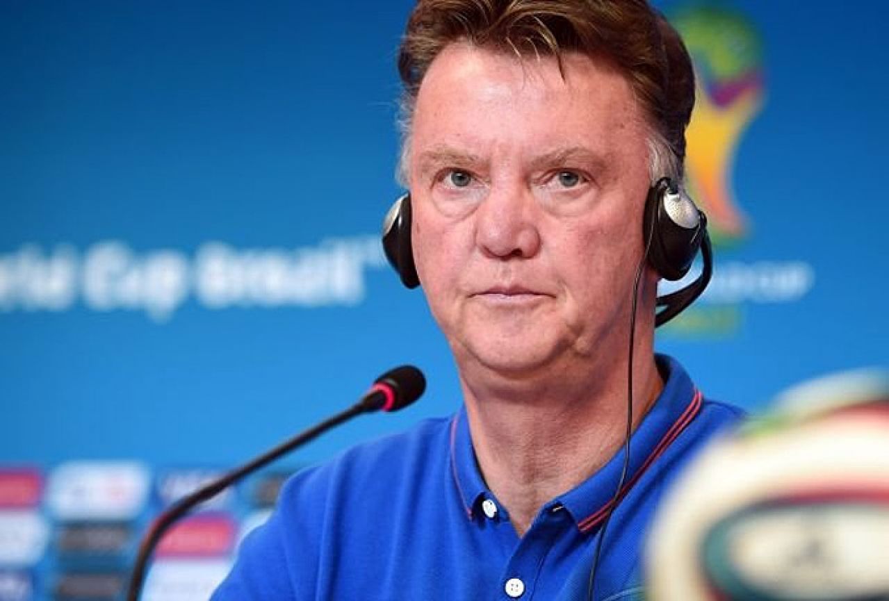 Van Gaal: Zbog supruge napustit ću United za dvije godine