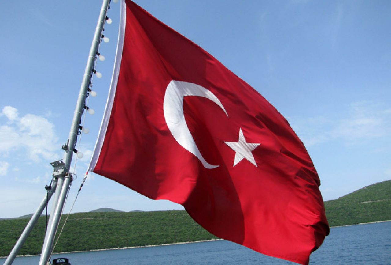 Turska je dovoljno moćna i ne treba pomoć NATO-a