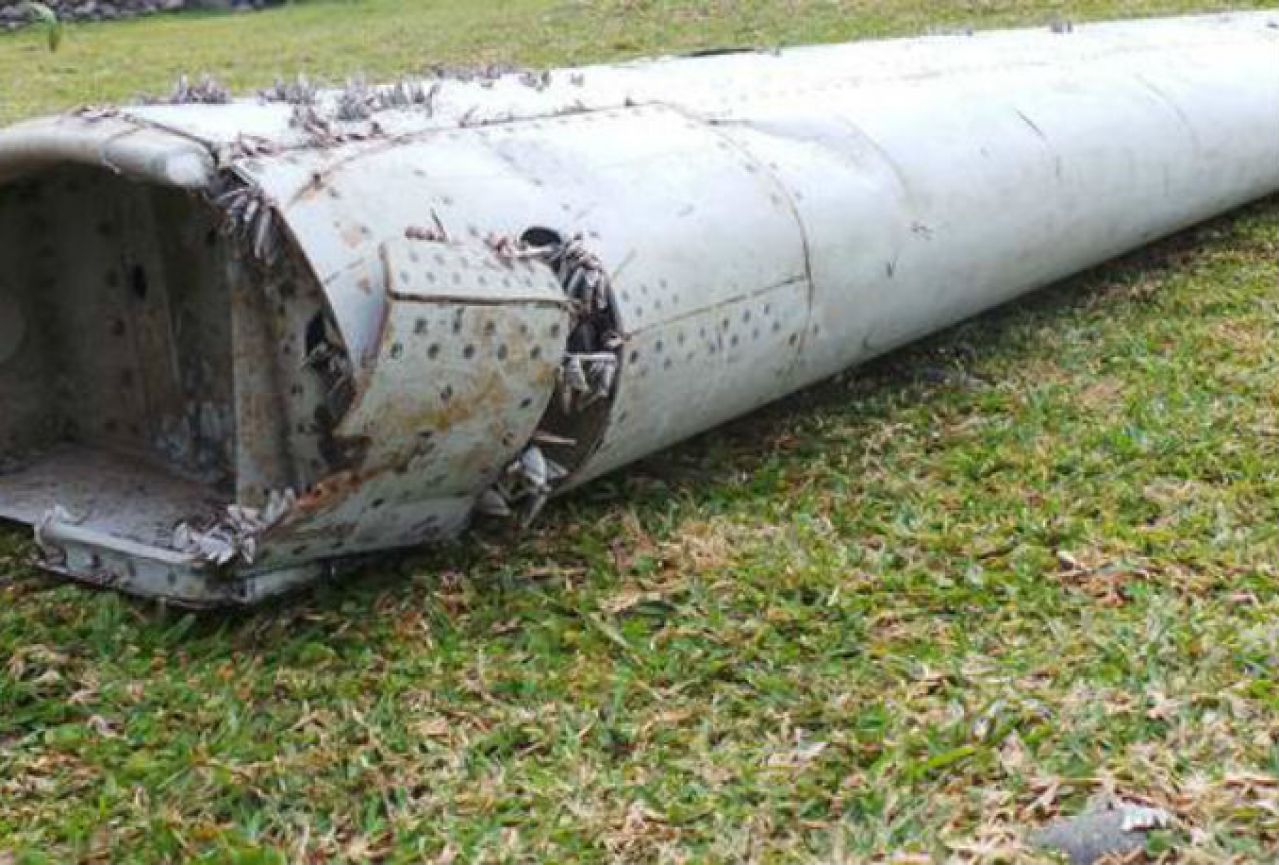 Potvrđeno da ostatak krila pripada nestalom zrakoplovu