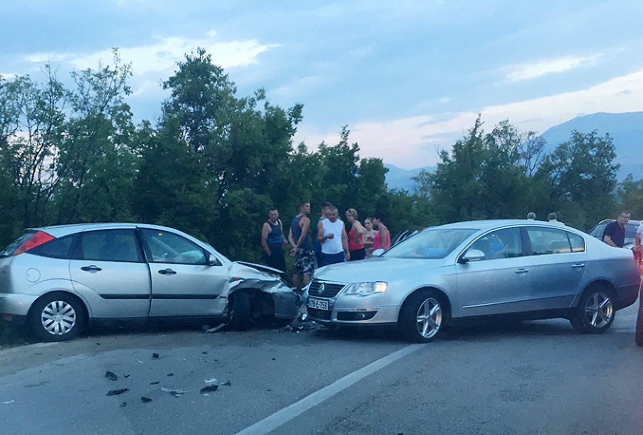 Mostar - Čitluk: U tri sudara 12 ozlijeđenih 