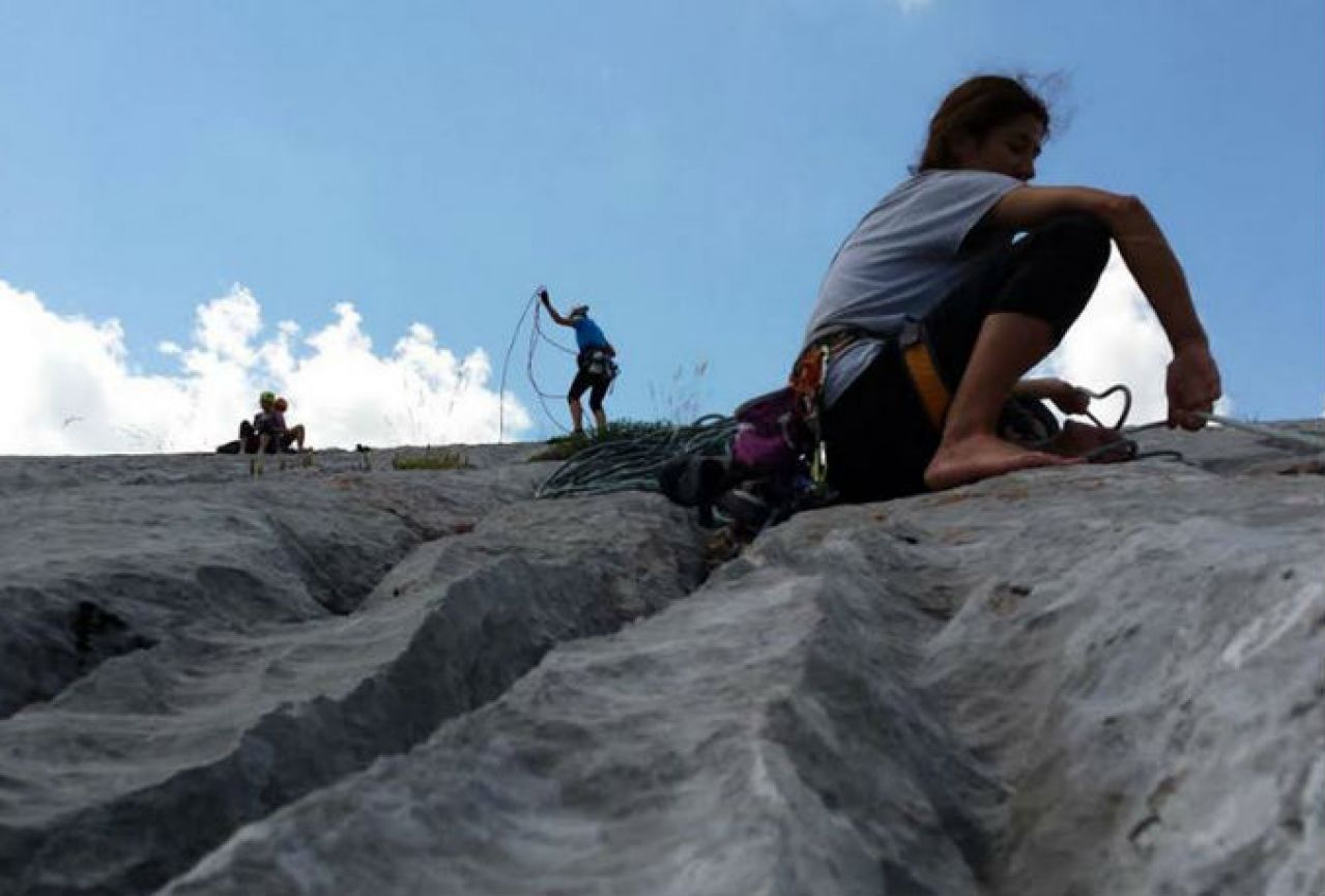 Ljetni alpinistički tečaj za početnike i one napredne