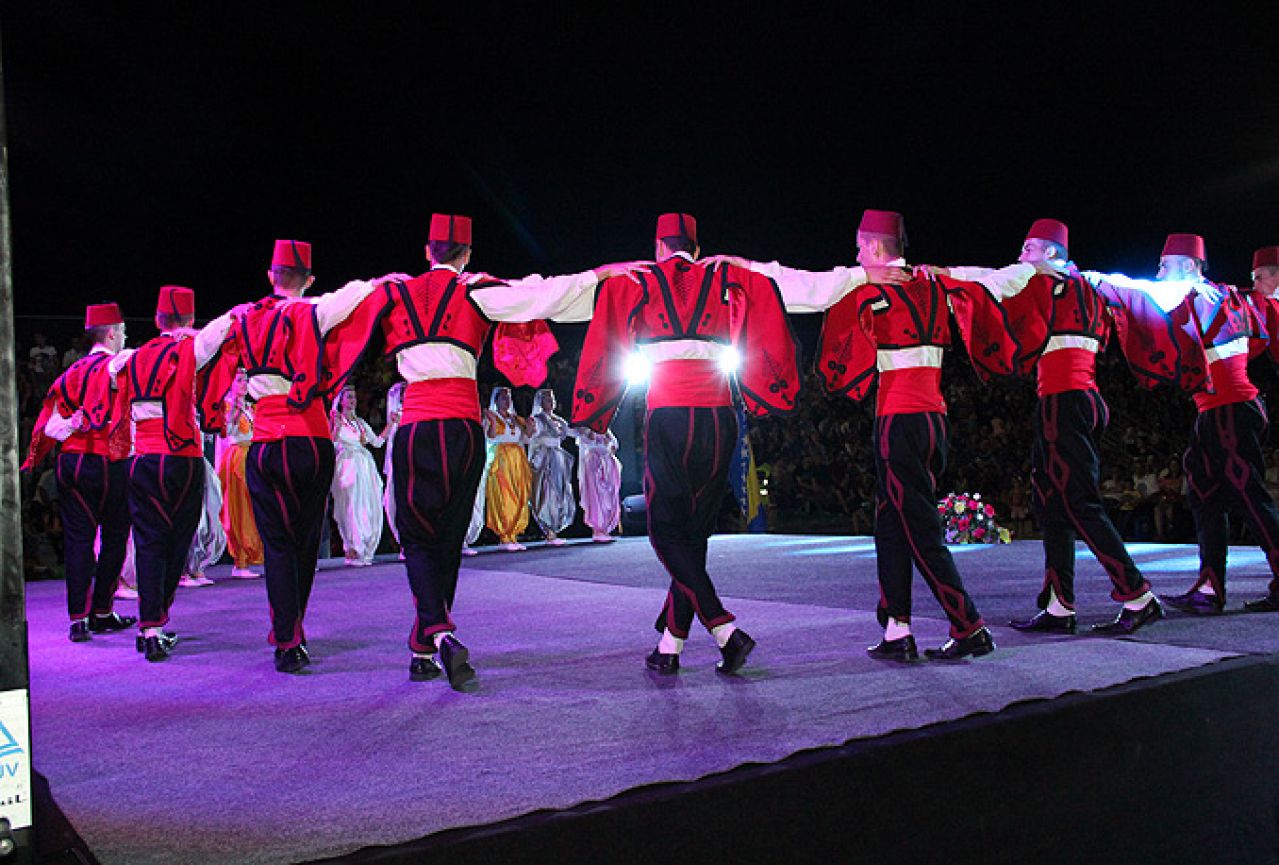 Folklorni plesovi i narodne nošnje u Blagaju