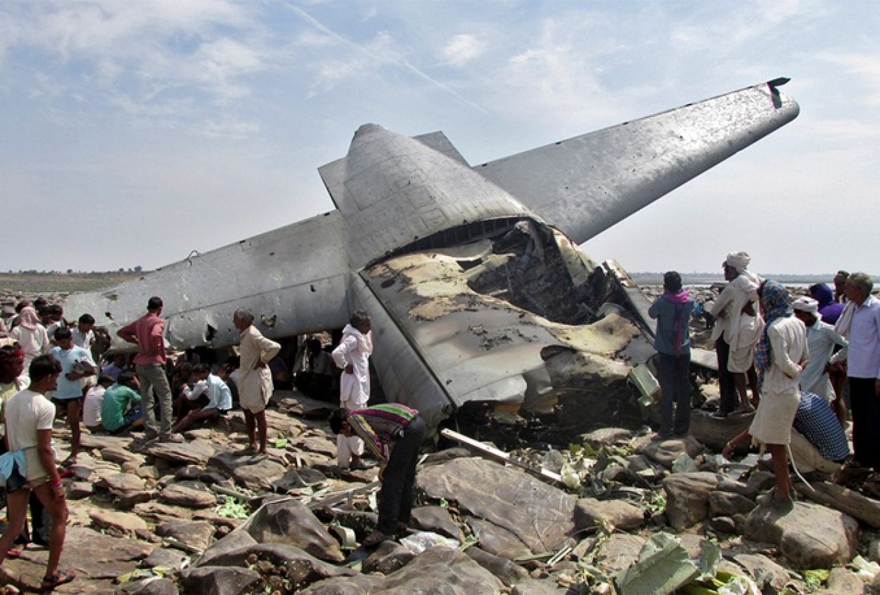 Pronađena olupina aviona nestalog u Indoneziji