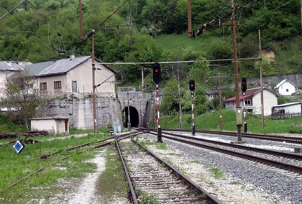 Uskoro od Sarajeva do mora brže po obnovljenoj pruzi