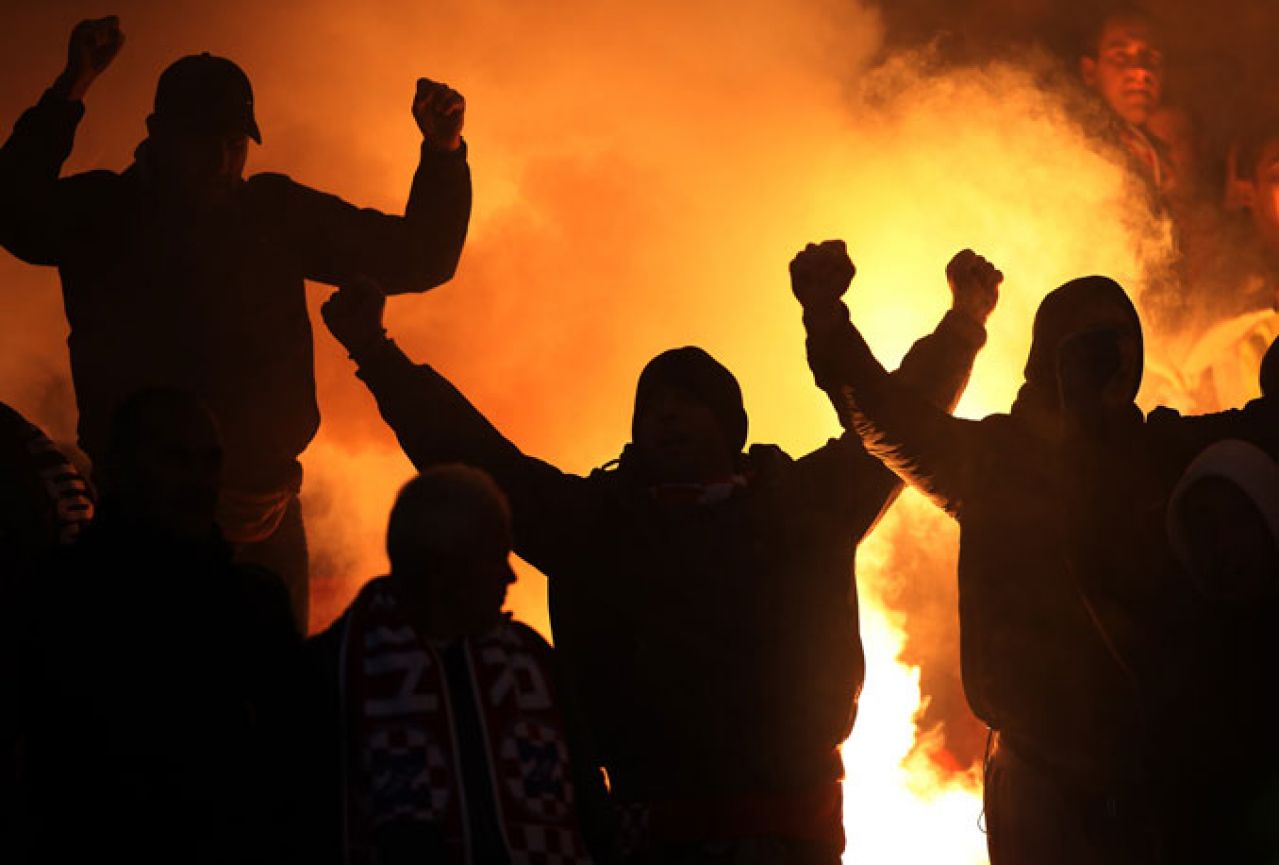Na gostoprimstvo navijači Hajduka uzvratili paležom, krađom i tučnjavom