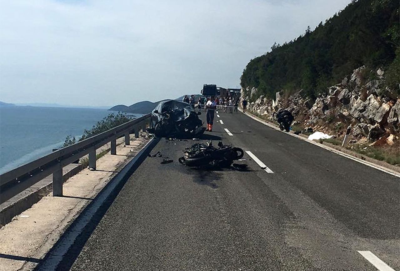 U prometnoj nesreći u blizini Neuma poginuo motociklist