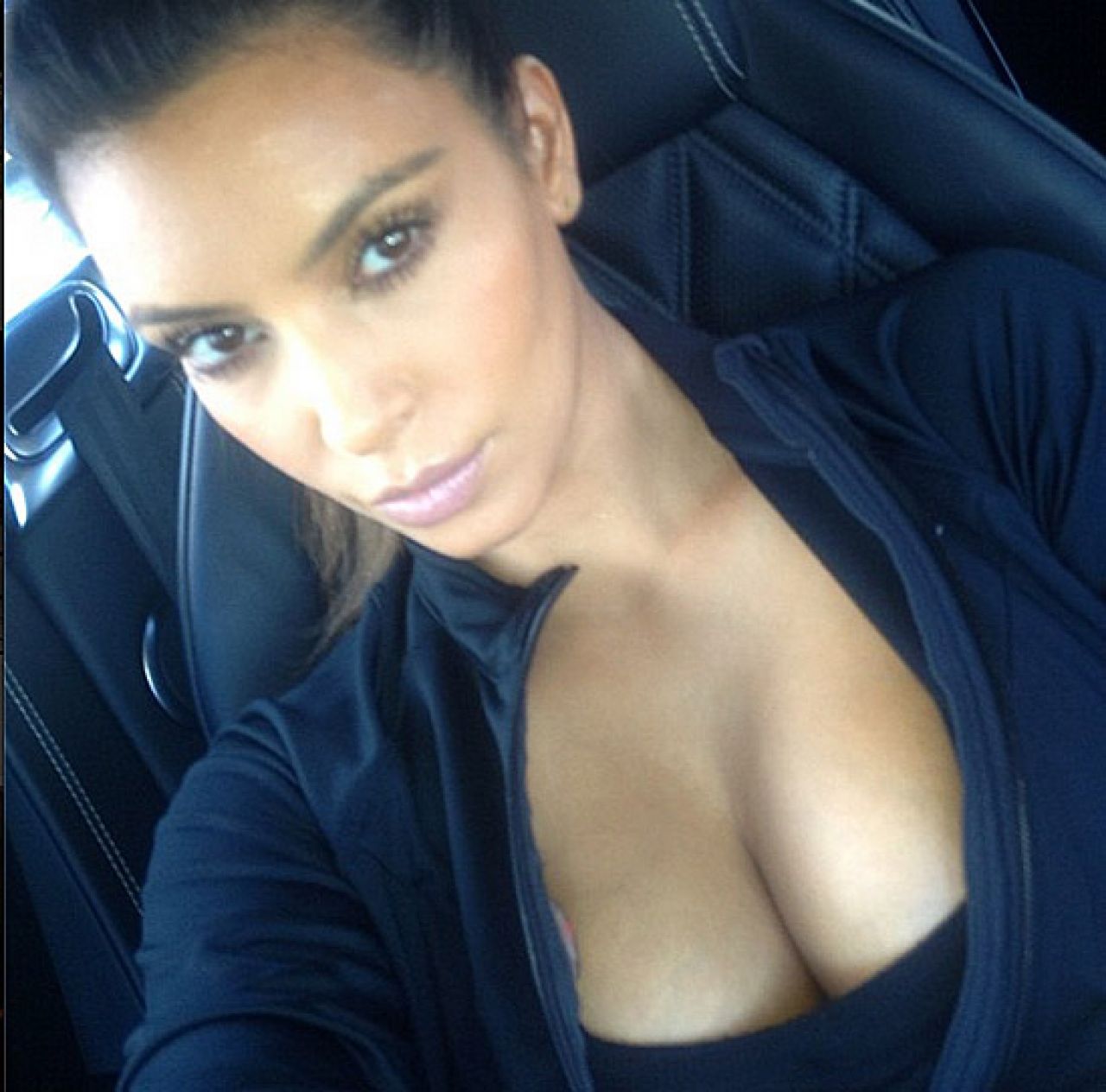 Kim Kardashian ''skinula'' Beyonce s trona najpopularnije osobe na Instagramu