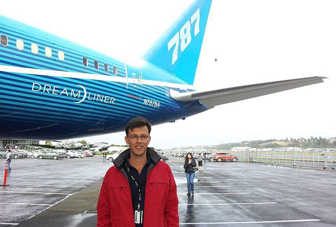 Inženjer iz BiH uštedio Boeingu više od sto milijuna dolara i postao inženjer godine