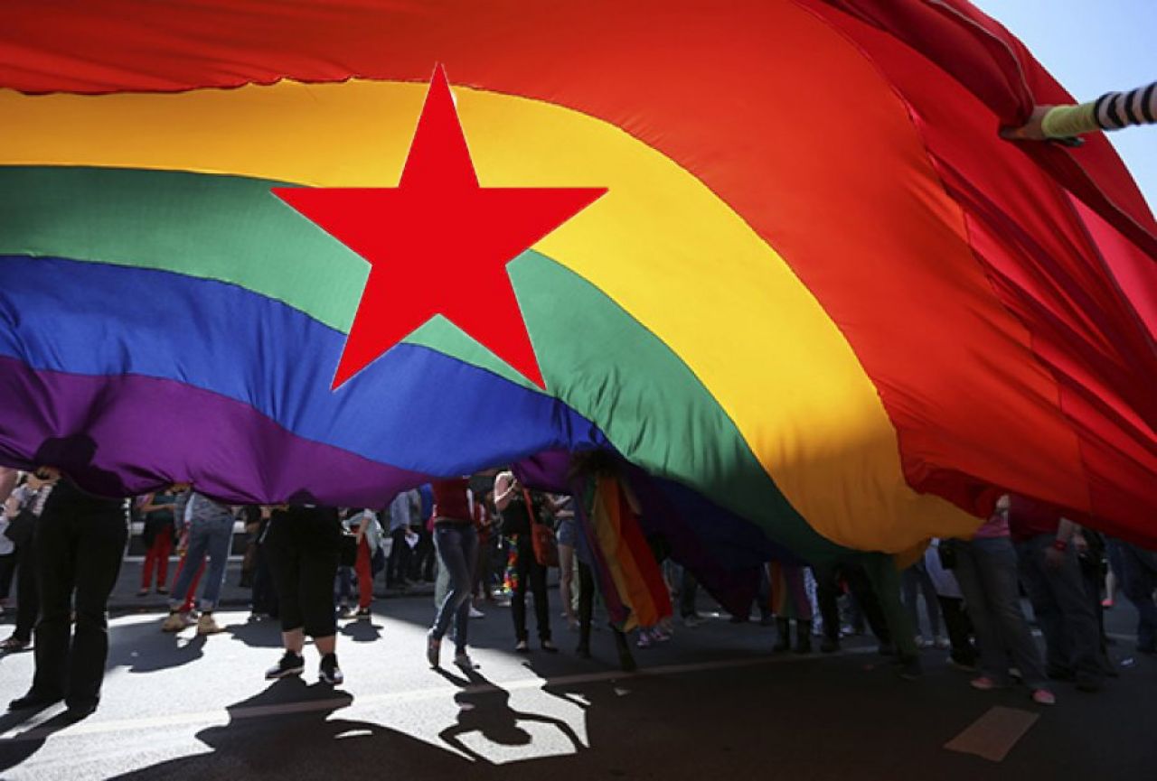 Zbog petokrake zaratili komunisti i gay aktivisti