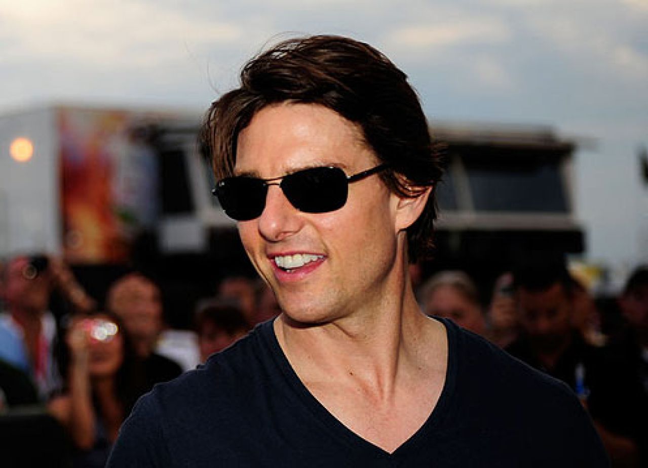 Dvoje ljudi poginulo na setu filma u kojem glumi  Tom Cruise