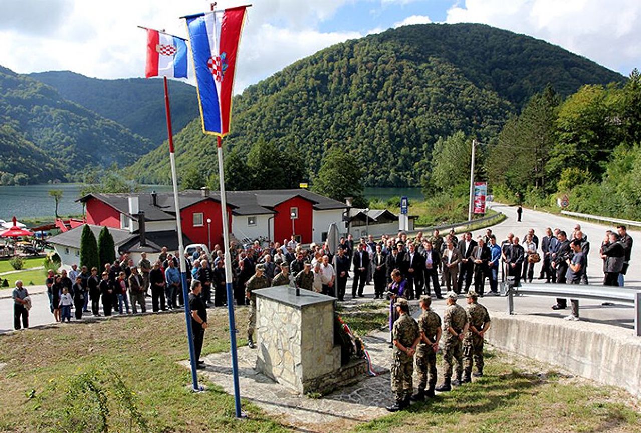 Obilježava se 20. obljetnica oslobođanja Jajca