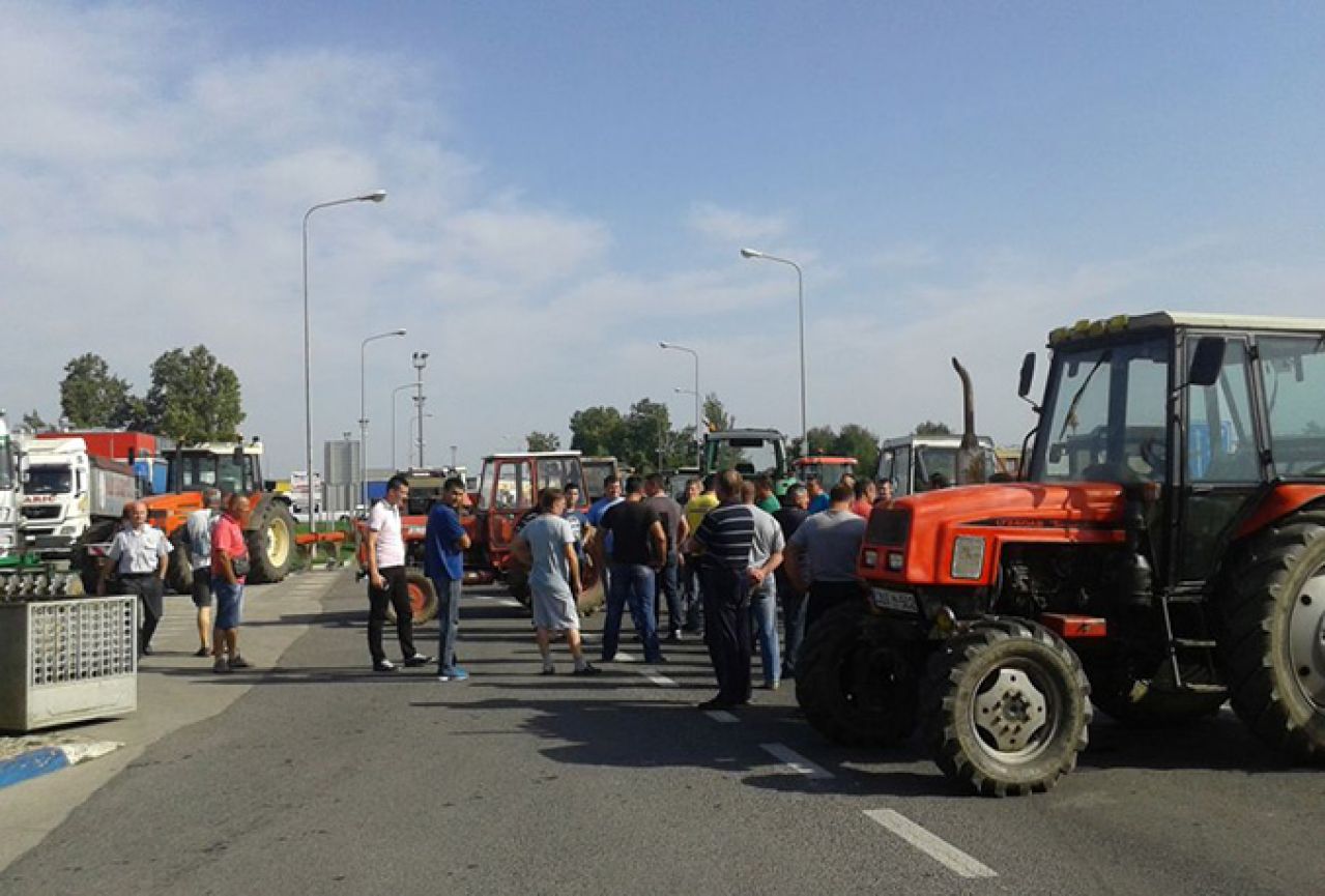 Granični prijelaz Orašje ponovo otvoren za promet
