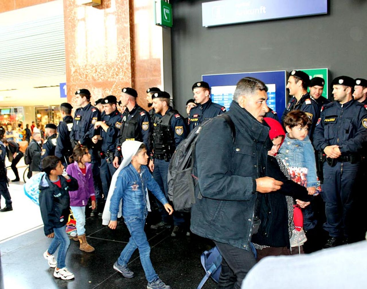 Izbjeglice i dalje pristižu u Hrvatsku; u Sloveniju ušlo njih 3.000